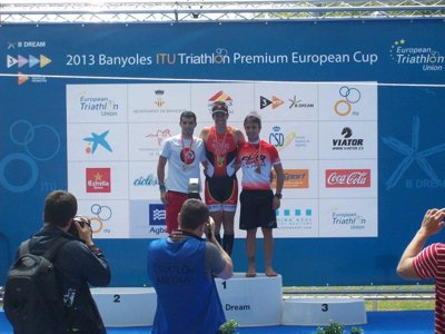 Varios podium de triatletas aragoneses este fin de semana