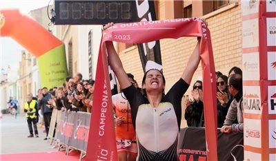 Laura Gómez y Fernando Zorrilla, campeones de España de Duatlón Larga Distancia en Híjar