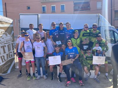 JAB Triatlón Helios y Estudener Triatlón Europa campeones de Aragón de Duatlón por equipos