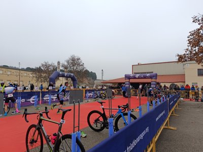 Aiara Garaialde y José Enrique Coscolla se adjudican el XI Duatlón Ciudad de Fraga