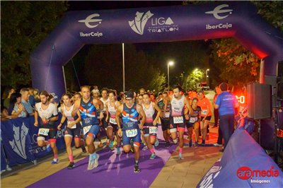 David Zaro y Erica Villa vencedores del VI Duatlón Nocturno Calcigada Sobradiel