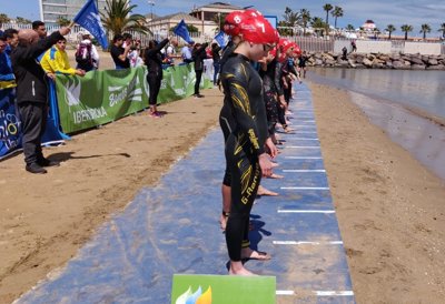 Presencia de triatletas aragoneses en la Copa de Europa de Triatlón de Melilla