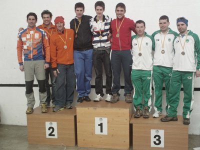 Jon Erguin y Yolanda Magallón vencen en el XII Triatlón de Invierno "Vall de Ansó"