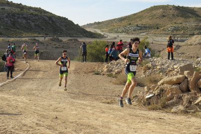 Brillante retorno de las competiciones de triatlón en Aragón