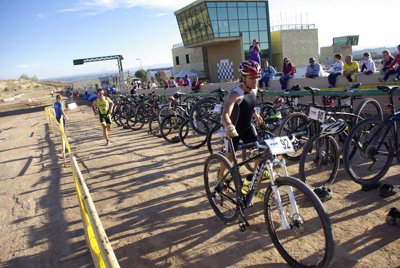 Carlos Fernández y Vanesa Guzmán se adjudican la Copa en Alcañiz-Motorland