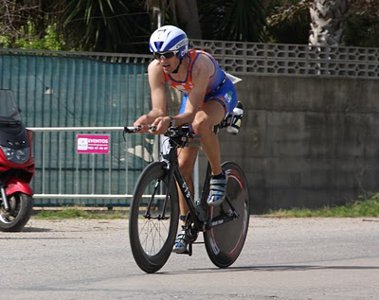 Nace el primer triatlón de larga distancia de Aragón