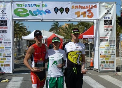 Presencia aragonesa y buenos resultados en el Triatlón de Elche