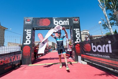 Cientos de personas se dan cita en la doble jornada de Monegrosman 2016