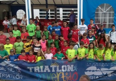 Brillante jornada escolar de triatlón en Calatayud