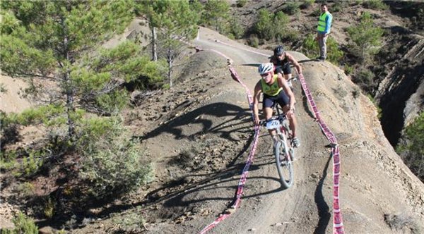 Miguel López y Ana Revilla se imponen en la Zona Zero