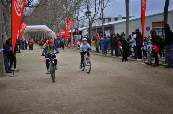 300 Mini duatletas conquistan Utebo