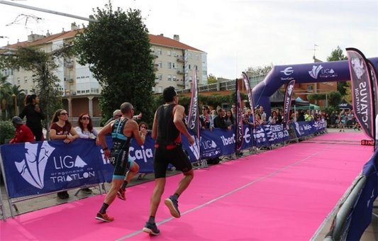 Regresa la Liga Ibercaja de clubes de triatlón